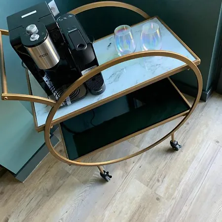 The Rock 赞德沃特