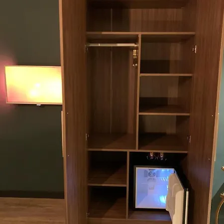 Gæstehus The Rock 4*